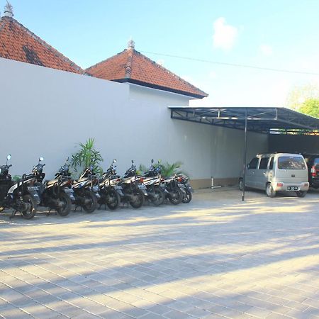 Wira Homestay & Spa Uluwatu Exterior foto